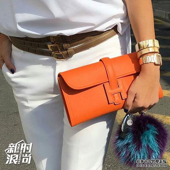 �����˳�ɫ����